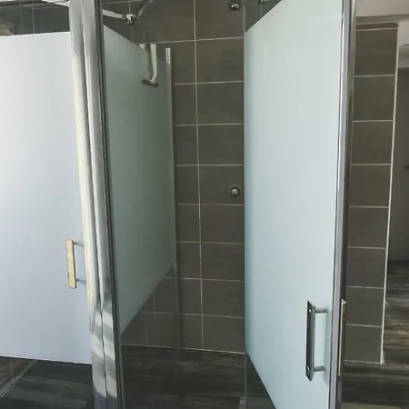 Bodygo Surfhouse 旅馆 卡布勒通